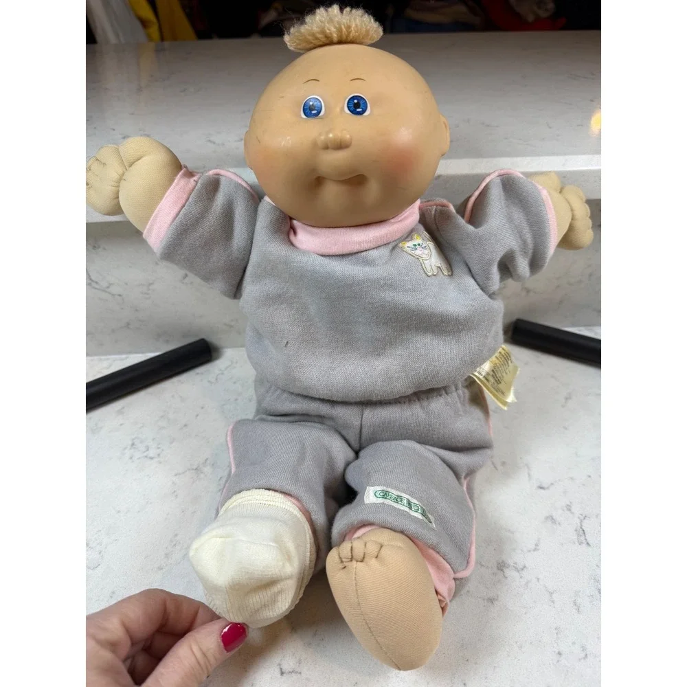 Vintage 1985 Cabbage Patch Kids Doll Xavier Roberts Blue Signature Coleco 16
